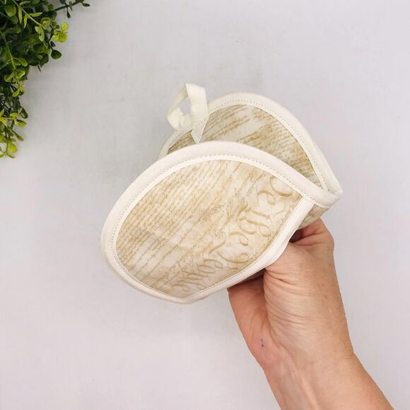 Set of 2 Finger Hotpad Potholders, Neutral We The People Patriotic, 2 Piece Set - Picture 6 of 6